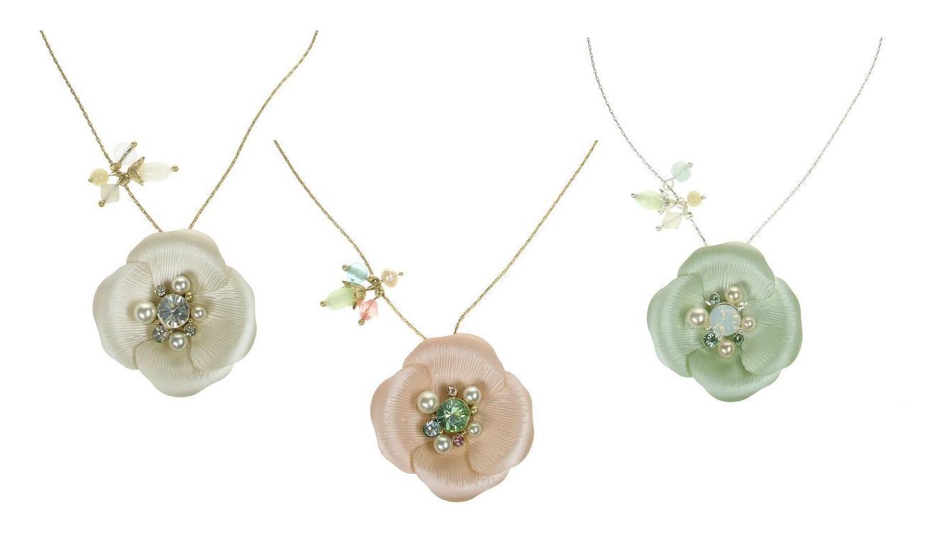 Bohm Flourescence Flower Pendant Necklace