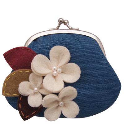 'Beautiful Day' Felt Flower Clip Purse