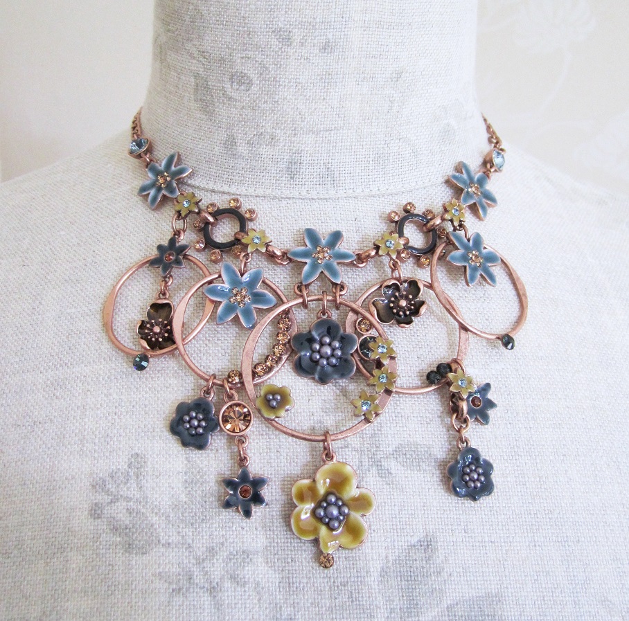 PILGRIM - ENCHANTED FLOWER - Mid-Elaborate Necklace - Copper Plate/Ochre & Blue BNWT