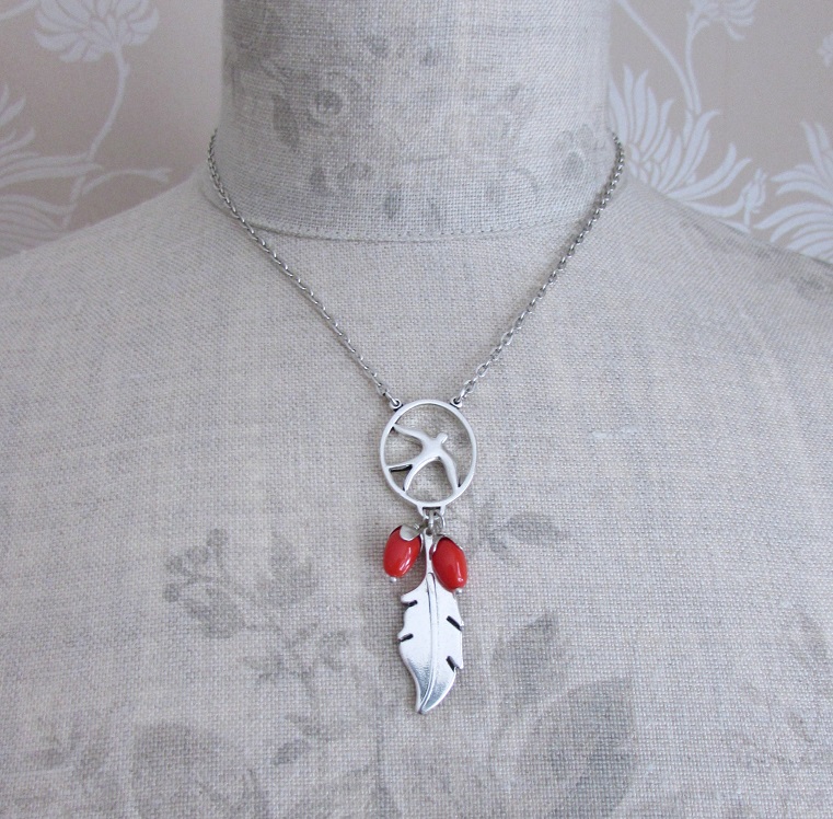 PILGRIM - Birds - Dream Catcher Necklace - Silver/Red BNWT