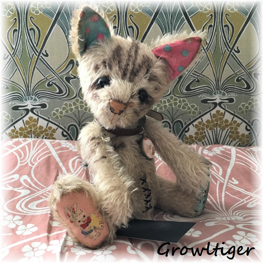 Growl-tiger - Silver Tabby Cat ADOPTED